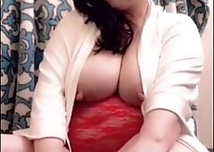 Youtube, Mom is masturbating with cabbage