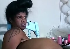 Hot Chocolate Milf Mommy Mom Kitty-Kash wants you to fuck her funky phat az