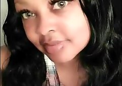 Thick Trejure show sexy pics, twerk and more