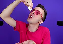 18 anni vergine prima volta twink