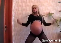 52 centimeter Pregnant stomach hot girl Cam porn on SexyWomen18.com