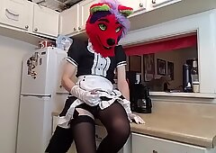 Counter Grinding Like a Kitchen Ace